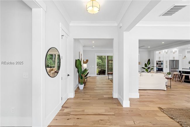 Foyer | Image 9