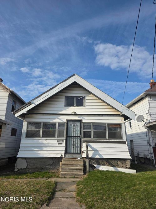 1303 Albert St, Toledo, OH, 43605-3612 | Card Image