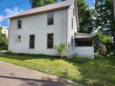 3 Hill Street, House other with 3 bedrooms, 1 bathrooms and null parking in Waterbury VT | Image 2