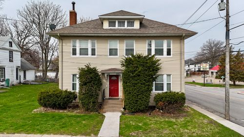 1818 Esplanade Ave, Davenport, IA, 52803-3235 | Card Image