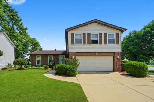 1151 Green Knolls Dr, Buffalo Grove, IL, 60089-1143 | Card Image