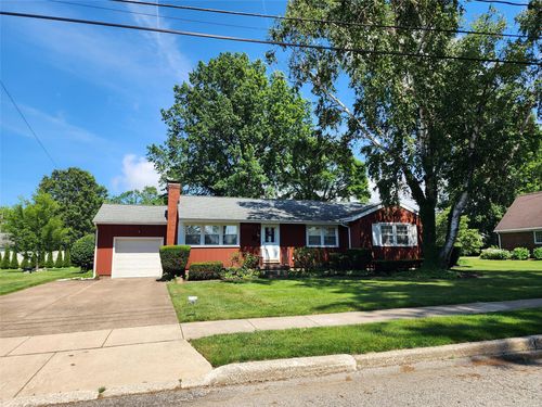 727 Burkhart Ave, Erie, PA, 16511-2122 | Card Image