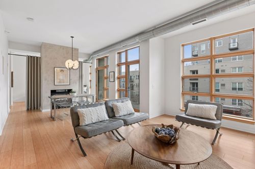 e303-2840 Bryant Ave S, Minneapolis, MN, 55408-2187 | Card Image