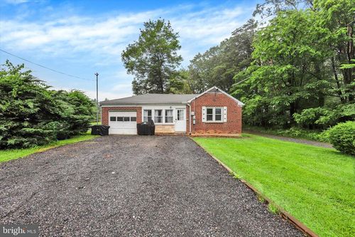 7712 Appleby Rd, HARRISBURG, PA, 17112-9491 | Card Image