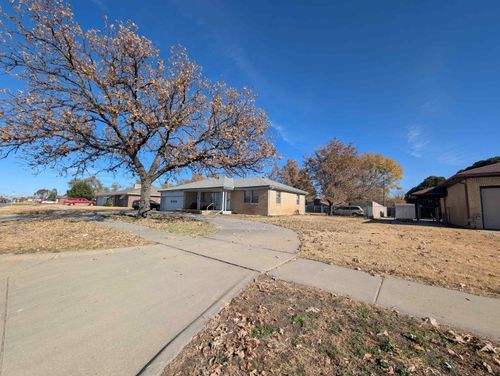 3334 S Seneca St, Wichita, KS, 67217-3351 | Card Image