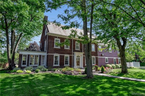 357 Lebrun Rd, Amherst, NY, 14226-4130 | Card Image
