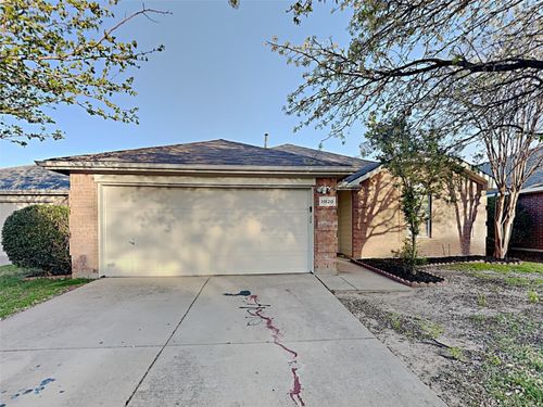 11820 Ponderosa Pine Dr, Fort Worth, TX, 76244-7728 | Card Image