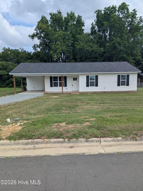 203 W Morisey Blvd, Clinton, NC, 28328-4131 | Card Image
