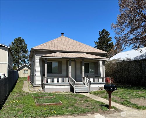 909 E 8th Ave, Ellensburg, WA, 98926-2950 | Card Image