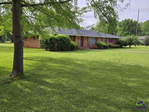 606 Westview Dr, Fort Valley, GA, 31030-3528 | Card Image