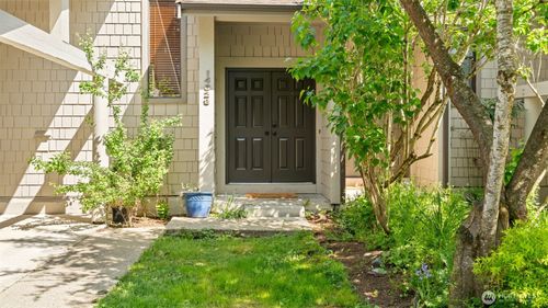 14629 Ne 35th St, Bellevue, WA, 98007-3527 | Card Image