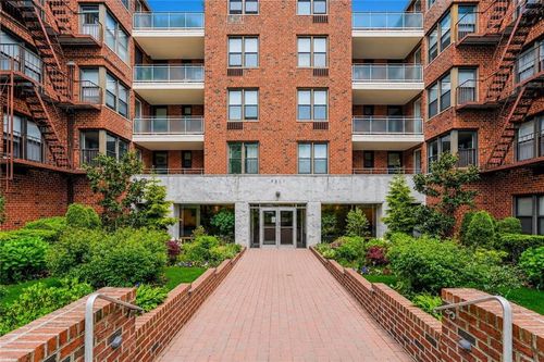 112-9511 Shore Rd, Brooklyn, NY, 11209-7537 | Card Image