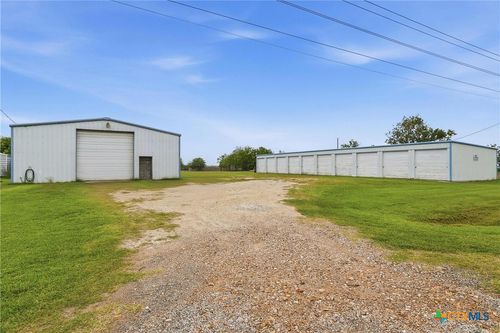 5633 State Highway 238, Port Lavaca, TX, 77979-5889 | Card Image