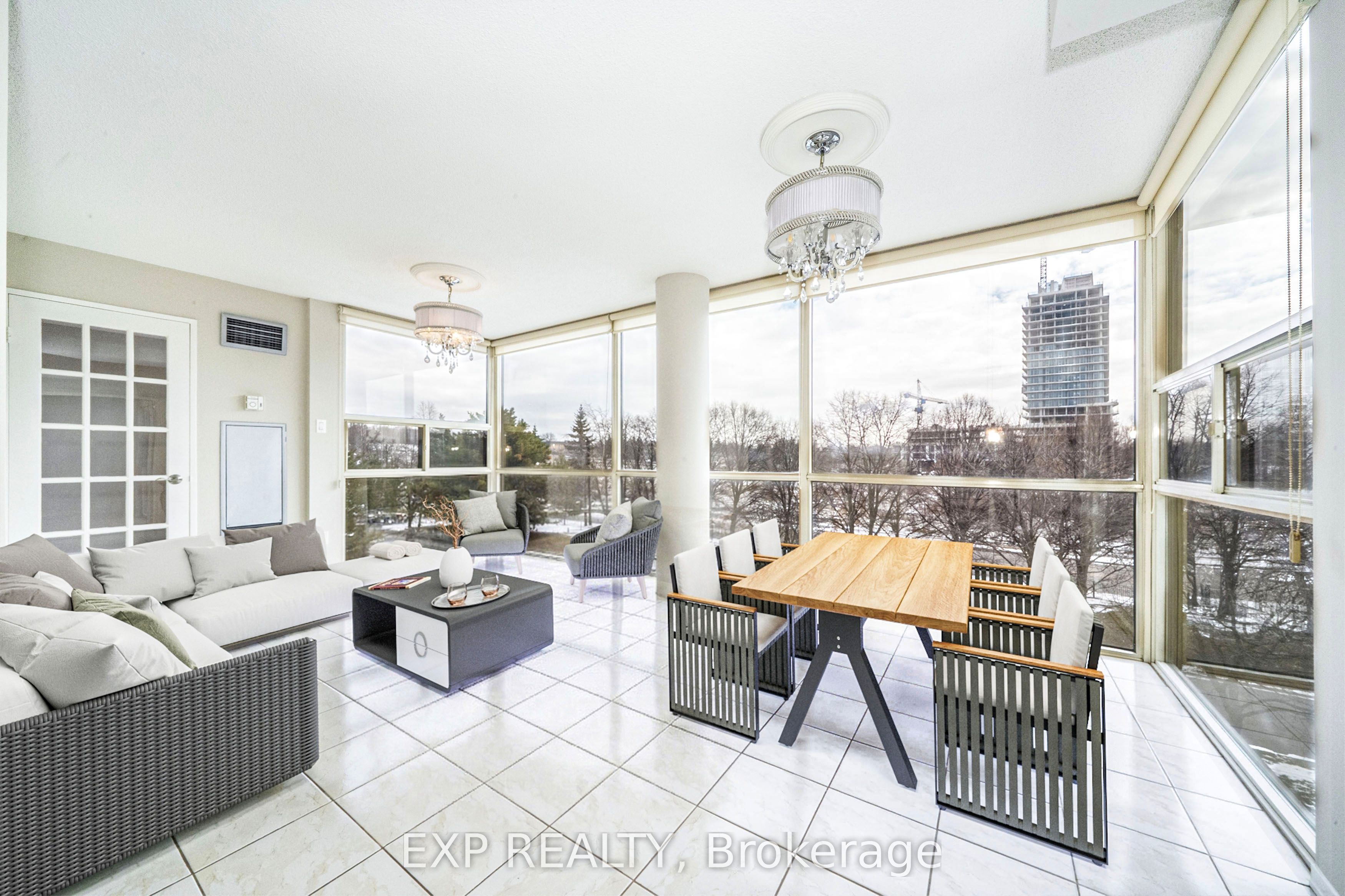 Residential in Richmond Hill 5