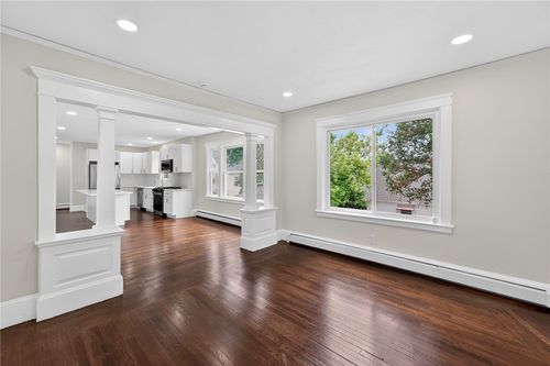 25 Fairview St, Providence, RI, 02908-4420 | Card Image