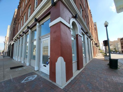 70 S Front St, Memphis, TN, 38103 | Card Image