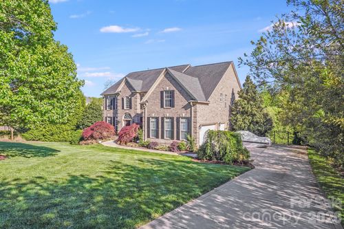 9433 Stonebridge Way, Mint Hill, NC, 28227-6937 | Card Image