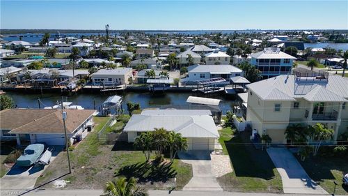 2821 Bruce St, MATLACHA, FL, 33993-9730 | Card Image
