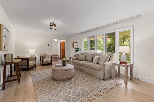 6521 Gleason Rd, House other with 4 bedrooms, 4 bathrooms and null parking in Edina MN | Image 6