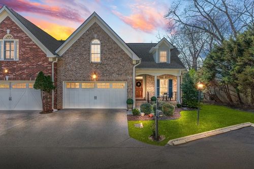 e-131 Woodmont Blvd, Nashville, TN, 37205-2238 | Card Image