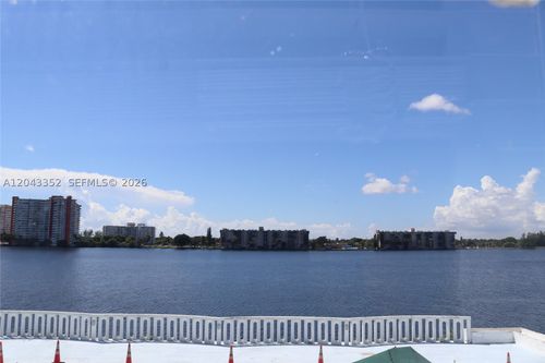 37-1150 Ne 191st St, Miami, FL, 33179-4090 | Card Image
