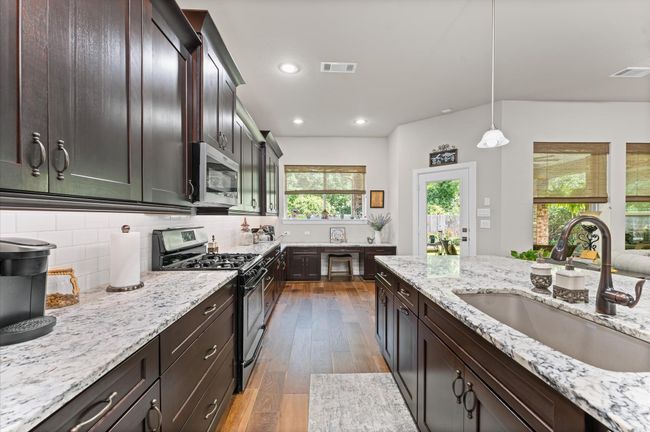 1114 Audrey Trl, House other with 3 bedrooms, 3 bathrooms and 3 parking in Tomball TX | Image 13