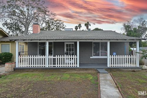 1903 3rd St, Bakersfield, CA, 93304-2821 | Card Image