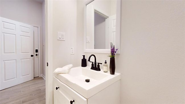 6211 Fairchild St, House other with 3 bedrooms, 3 bathrooms and 2 parking in Houston TX | Image 13