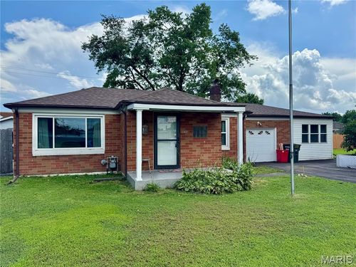 1142 Rhodes St, Madison, IL, 62060-1363 | Card Image