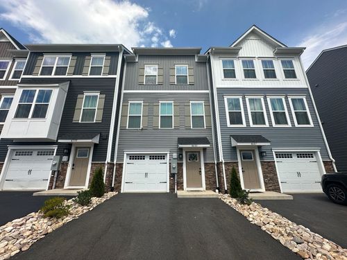 4603 Fountainbridge Ct, Rockingham, VA, 22801-4138 | Card Image