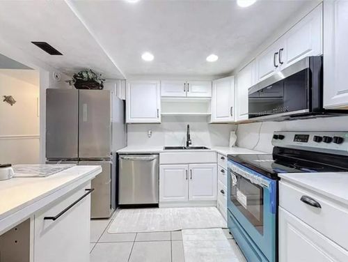 apt-2-3c-4304 Nw 9th Ave, Deerfield Beach, FL, 33064-1740 | Card Image