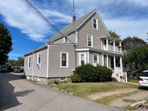 36 Hollace St, Waltham, MA, 02453-7052 | Card Image