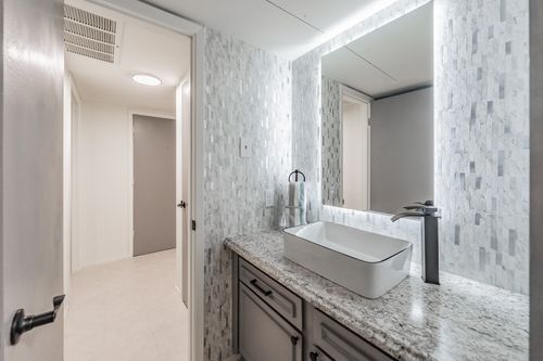 apt-1095-5300 Keller Springs Rd, Dallas, TX, 75248-2790 | Card Image