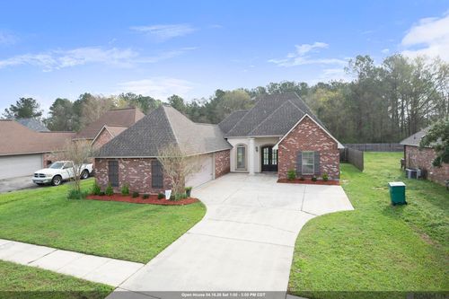 34122 Spring Lake Dr, Walker, LA, 70785-3430 | Card Image