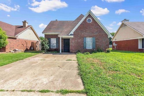 2932 Churchwell Dr, Horn Lake, MS, 38637-1213 | Card Image