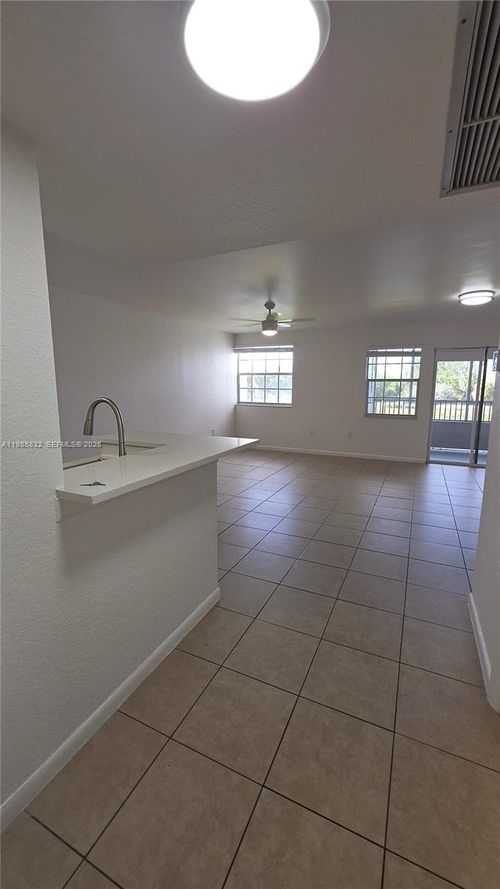 210-2881 N Oakland Forest Dr, Oakland Park, FL, 33309-6417 | Card Image