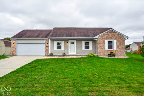1029 Arabian Way, Bargersville, IN, 46106-8415 | Card Image