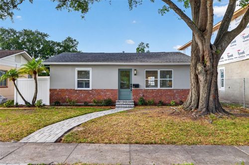 861 45th Ave N, ST PETERSBURG, FL, 33703-3742 | Card Image