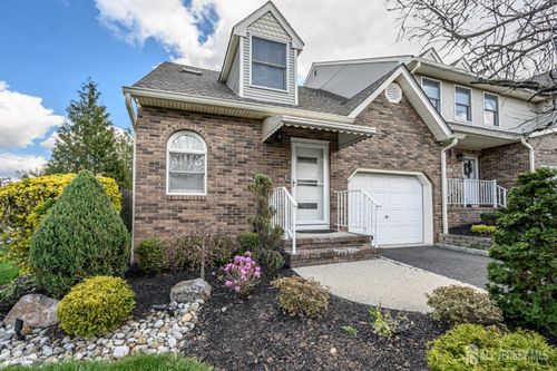 24-675 Raritan Rd, Clark, NJ, 07066-2239 | Card Image