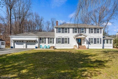 19 Timberline Dr, Roxbury Twp, NJ, 07836-9168 | Card Image