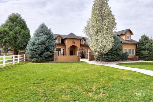 3595 W Sella Ct, Eagle, ID, 83616-4165 | Card Image