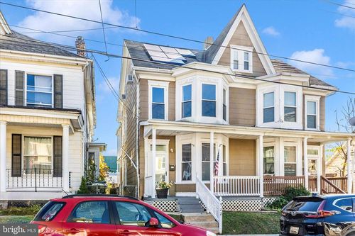 522 Mulberry St, HAGERSTOWN, MD, 21740-3922 | Card Image