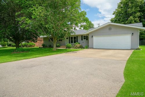 1008 W Saint Johns St, Vandalia, MO, 63382-1239 | Card Image
