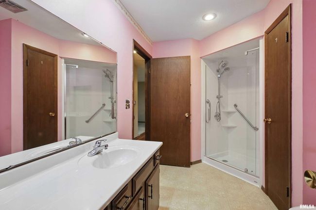 803 Locust St, House other with 3 bedrooms, 2 bathrooms and null parking in Princeton IA | Image 22