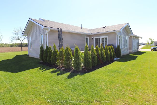 179 Lake Breeze Dr, House other with 2 bedrooms, 2 bathrooms and 2 parking in Goderich ON | Image 32