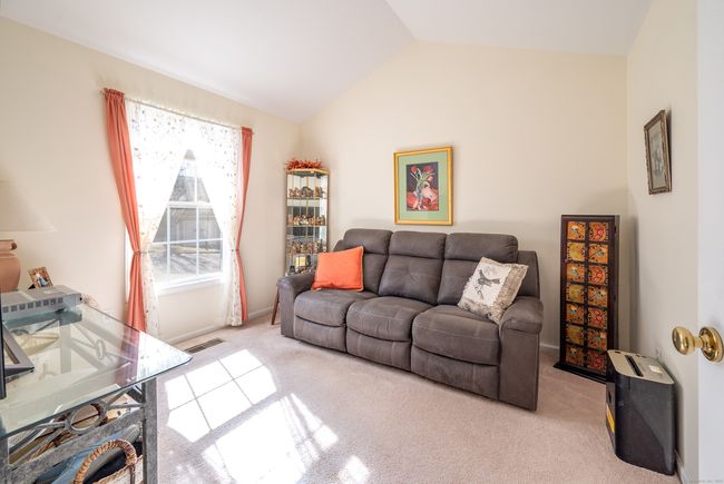 86 - 86 Haley Ln, Condo with 2 bedrooms, 2 bathrooms and null parking in Sandy Hook CT | Image 16