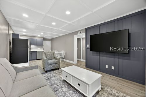 b1j-21 Lagoon Rd, Hilton Head Island, SC, 29928-6461 | Card Image