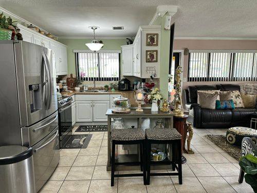 2922 Flagler Ave, Key West, FL, 33040-4004 | Card Image