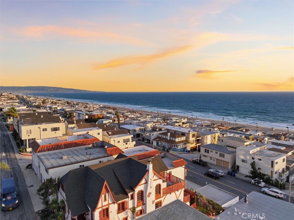Residential Income in Manhattan Beach 3