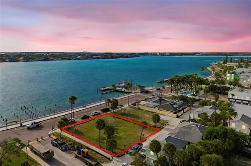 808 Pass A Grille Way, ST PETE BEACH, FL, 33706-4228 | Card Image